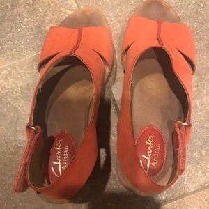 Clark’s Caslynn Lizzie Wedge Sandal Coral / Sz 7